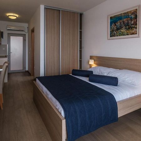 בודווה Poseidon The Beach Hotel מראה חיצוני תמונה