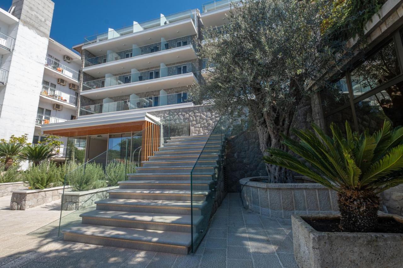 בודווה Poseidon The Beach Hotel מראה חיצוני תמונה