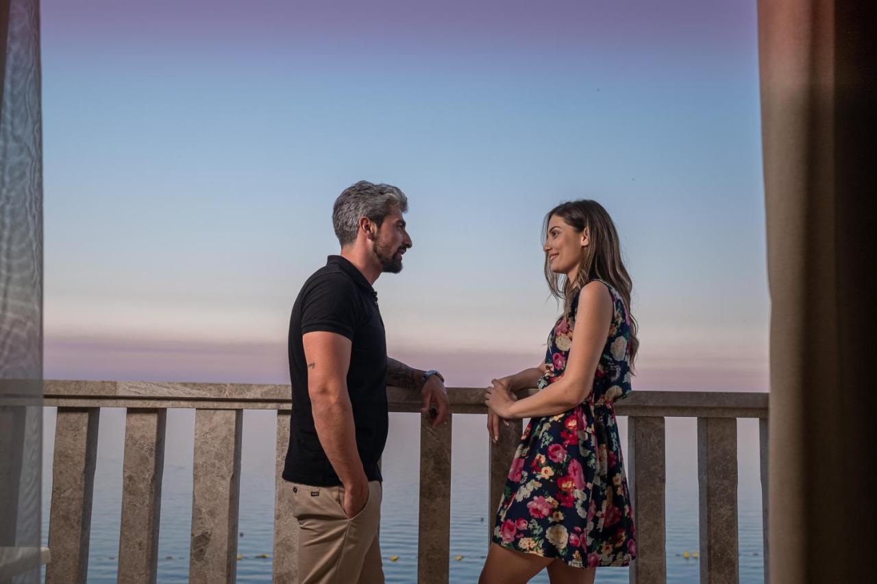 בודווה Poseidon The Beach Hotel מראה חיצוני תמונה