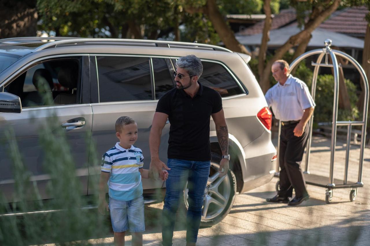 בודווה Poseidon The Beach Hotel מראה חיצוני תמונה