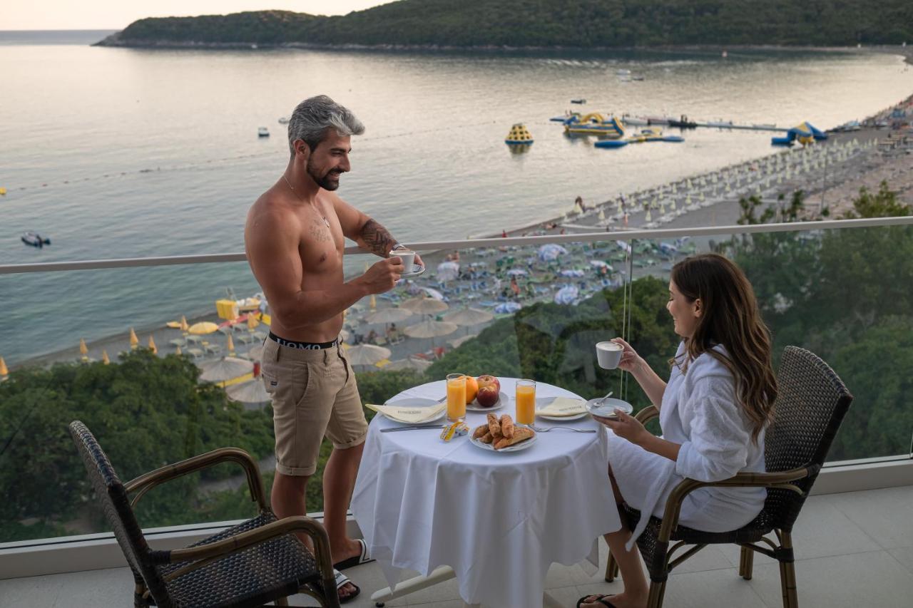 בודווה Poseidon The Beach Hotel מראה חיצוני תמונה