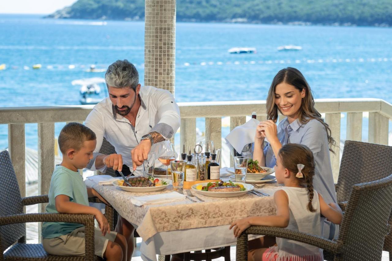 בודווה Poseidon The Beach Hotel מראה חיצוני תמונה