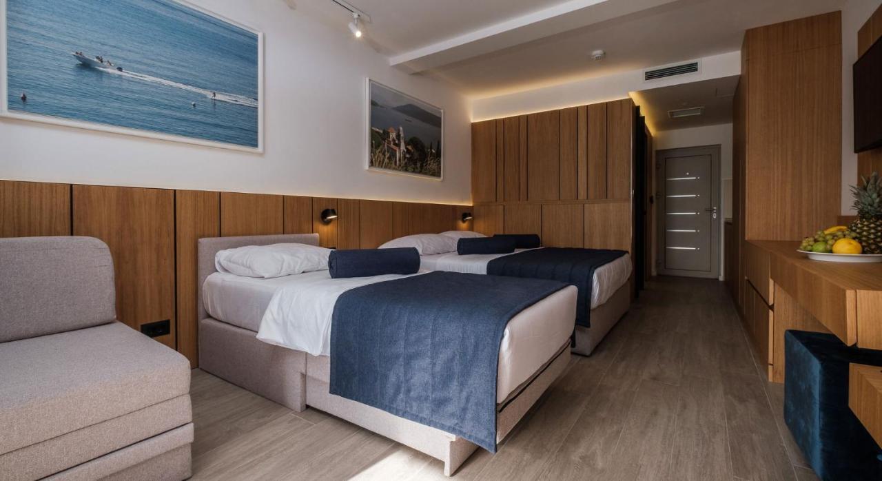 בודווה Poseidon The Beach Hotel מראה חיצוני תמונה
