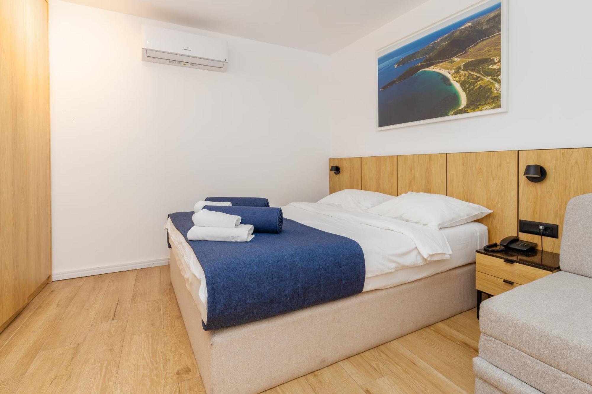 בודווה Poseidon The Beach Hotel מראה חיצוני תמונה